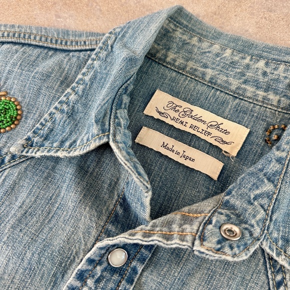 REMI RELIEF Distressed Embellished Denim Shirt - Picture 9 of 12